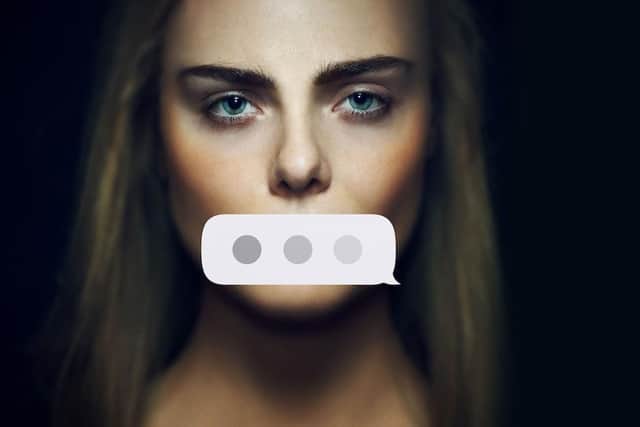 Elle Fanning plays Michelle Carter