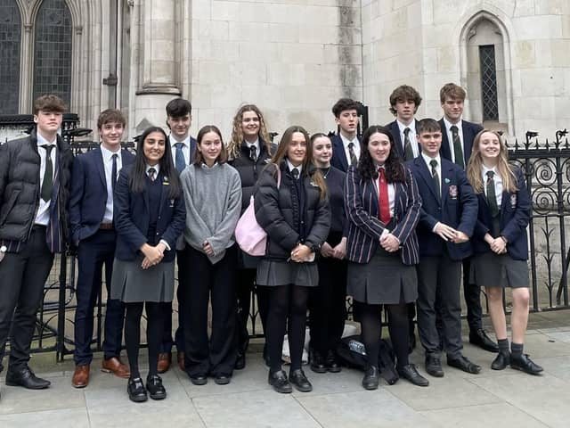 Coleraine Grammar School has won the UK final of the prestigious Young Citizens Bar Mock Trial competition held at the Royal Courts of Justice in London, beating off stiff competition from over 186 schools from across the whole of the UK