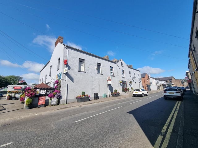 McConnells Of Doagh, 4 Main Street, Doagh, BT39 0QL  Licenced/Pub