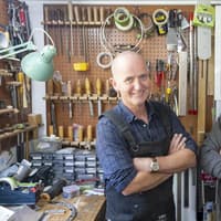 'A brilliant example of the resilience and determination': Founders of Lisburn banjo business named Start Up Loans Ambassadors for NI