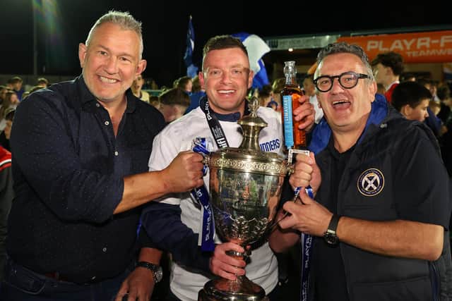 Paul Owens (centre) is relishing a crack in the top-flight with Limavady United. (Photo: NIFL)
