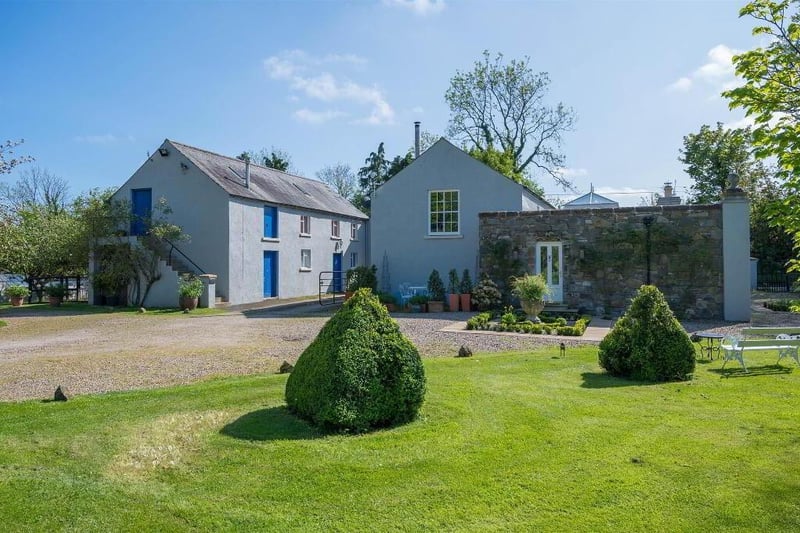 171a & 171b Clay Road,
Derryboy, Killinchy, BT30 9LS

4 Bed Country Estate

Offers around £695,000