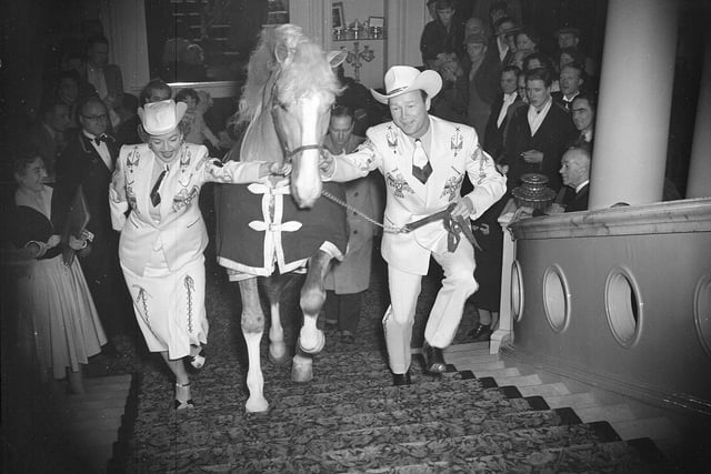 Roy Rogers arrives at the Caledonian Hotel in February 1954.