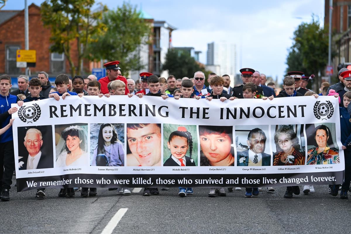 IN Pictures: Shankill bombing 30th anniversary &#8211; Wreaths were laid and a minute of silence was observed