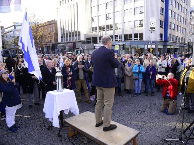 DUP peer Peter Weir addressing the vigil for Israel at Belfast City Hall on Sunday 15 October. Picture By: Arthur Allison: Pacemaker.