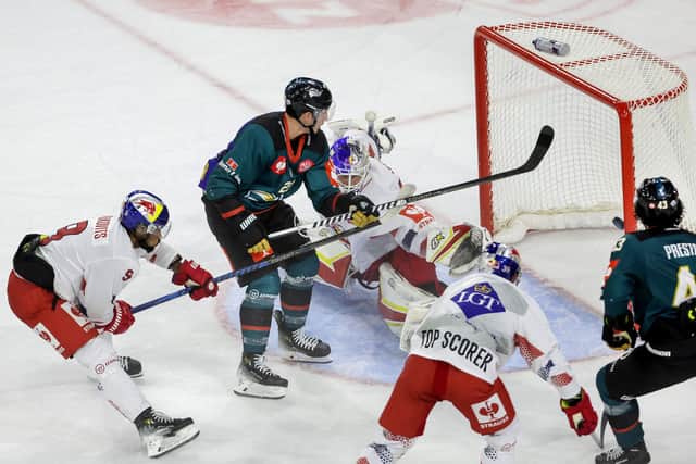 Belfast Giants’ Daniel Tedesco scoring the winning overtime goal against Red Bull Salzburg during Tuesday’s CHL game at The SSE Arena, Belfast.   Photo by William Cherry/Presseye