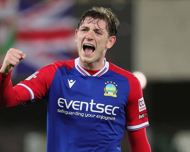 Daniel Finlayson has announced on social media that he will be leaving Linfield at the end of the season