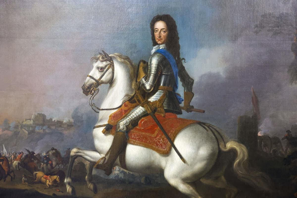 The portrait shows William of Orange on horseback during the Battle of the Boyne