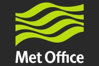 The Met Office has given a mixed weather projection for the weekend as spring sunshine will be replaced by cloudy skies and intermittent rain