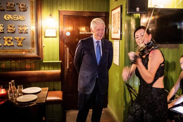 Former US President Bill Clinton enjoyed a night in White's Tavern
