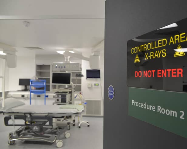 Henry Brothers has delivered a newly refurbished and expanded Endoscopy Unit at Nottingham University Hospitals NHS Trust’s (NUH) Queen’s Medical Centre (QMC), following a £12.4million investment from NUH and NHS England