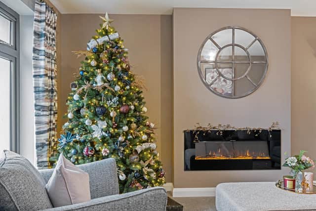 Newly opened garden retailer, Dobbies and Northern Ireland housebuilder, Lotus Homes have teamed up to launch Northern Ireland’s first ever shoppable show home in time for Christmas at its new Weaver’s Gate development in Antrim