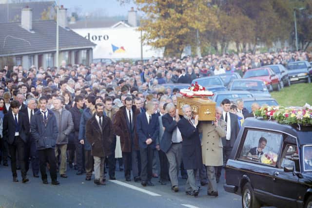 The funeral cortege of former UDR man John Burns at Eglinton in County Londonderry. John was one of seven people killed by the UFF in the Rising Sun Bar in Greysteel.
PACEMAKER PRESS 2/11/1993
1422/93