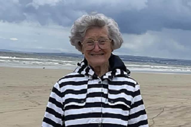 Ballykeel Presbyterian Church has heard glowing tributes to Joyce Taggart, 84, from the Ballykelly area, who died following a collision between a bus and a car in Co Londonderry.