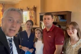 Ian Paisley celebrated the 31st anniversary of Ukrainian independence from the Soviet Union with a family who have settled in Northern Ireland from Ukraine. Valentyn and Larysa Pavlenkov have settled in North Antrim and love Northern Ireland, says the DUP MP