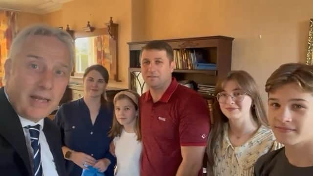 Ian Paisley celebrated the 31st anniversary of Ukrainian independence from the Soviet Union with a family who have settled in Northern Ireland from Ukraine. Valentyn and Larysa Pavlenkov have settled in North Antrim and love Northern Ireland, says the DUP MP