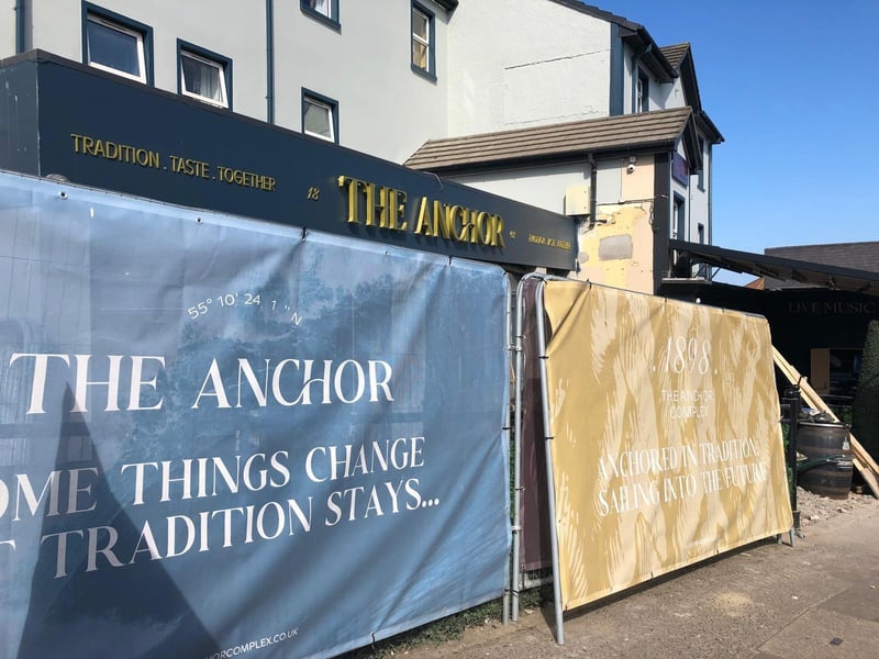 Portstewart’s iconic Anchor Bar has launched its brand-new nightclub, Riptide, following a major refurbishment — just in time for the bustling NW200 race week