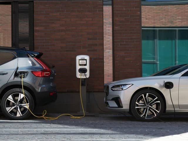 Northern Ireland businesses are missing out on additional revenue by failing to install EV charging points, according to a new report