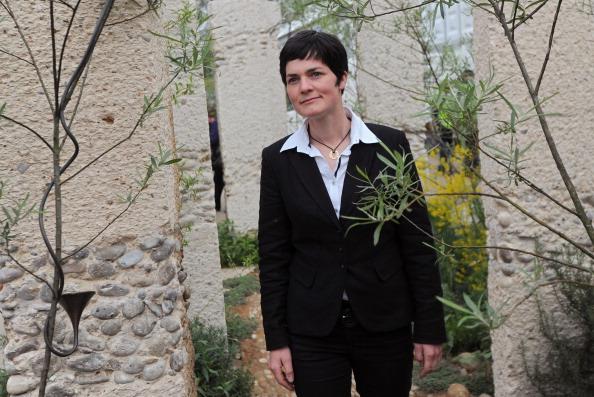 Dame Ellen MacArthur was born in Whatsandwell and once held the world record for the fastest solo circumnavigation of the Earth by boat - a record she held onto for almost three years. Following her retirement from sailing, she set up the Ellen MacArthur Foundation, a charity that focuses on the promotion of a circular economy.