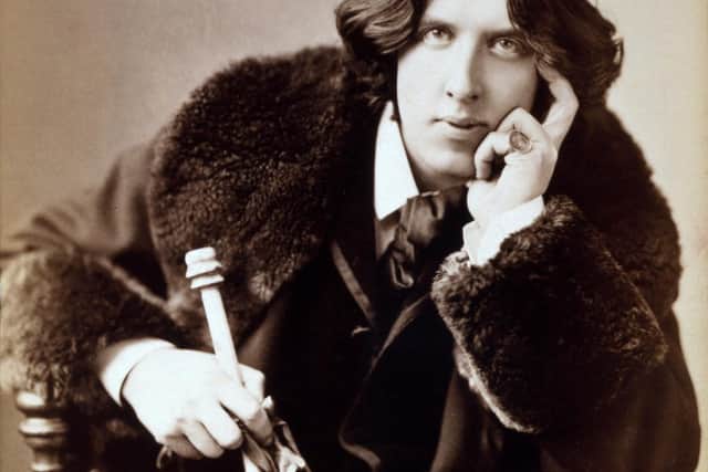 Oscar Wilde photographed in 1882