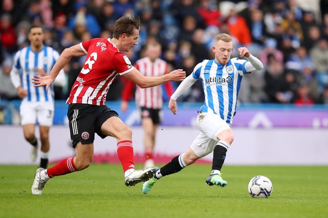 Burnley, Wolves and West Ham are among the clubs said to have joined the scrap for Huddersfield Town midfielder Lewis O'Brien. The player recently signed a new deal with the Terriers which is thought to include a £12m release clause. (TeamTalk)