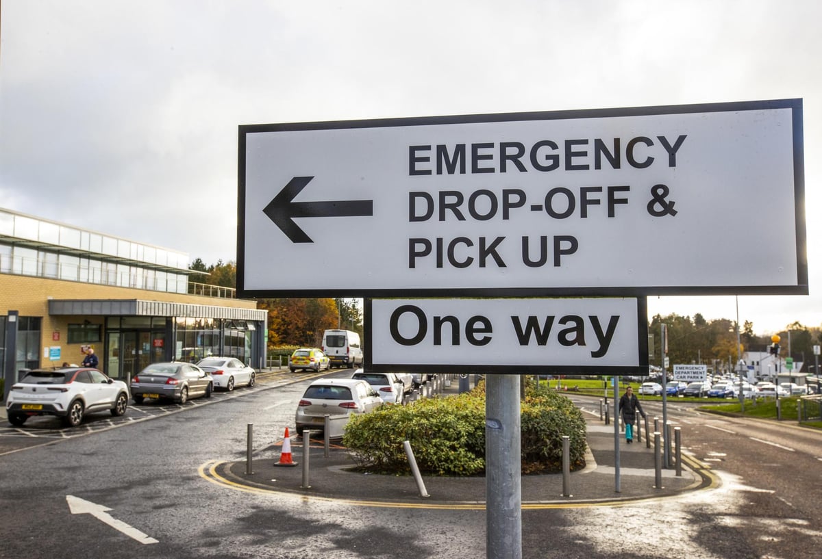NI hospitals may not be able to cope with sudden 'catastrophe', top A&E doctor warns