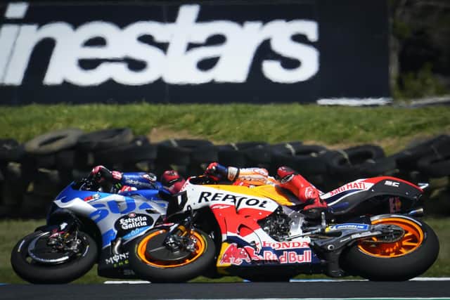 Ecstar Suzuki’s Alex Rins and Repsol Honda’s Marc Marquez battled it out for victory at Phillip Island on the final lap.
