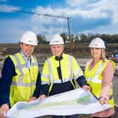 Construction work on the first phase of a major new housing development in Londonderry has commenced, which will see 252 new homes being built just off the Clooney
Road near the Gransha Roundabout. Pictured are Jon Anderson and Sandra Gregg, Choice Housing with Martin Mallon of South Bank Square