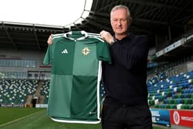 Michael O'Neill has signed a long-term contract to return as Northern Ireland manager