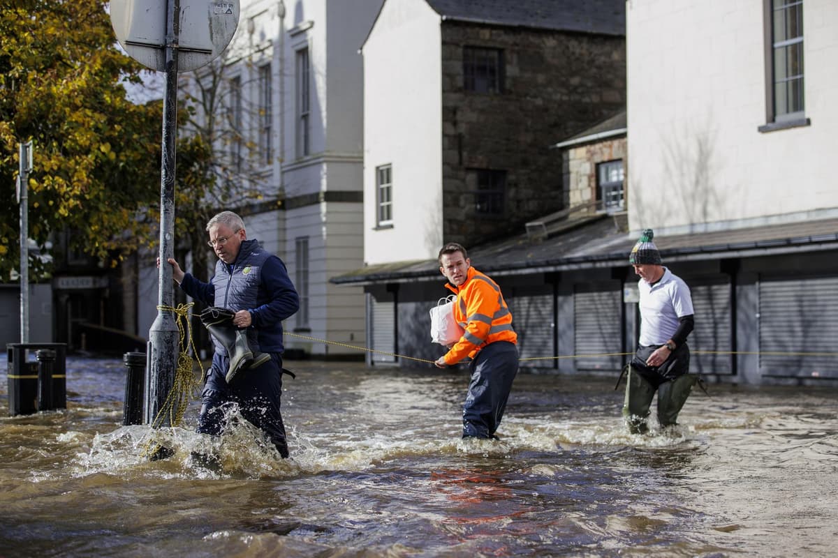 800 emergency calls made to the flooding incident line and 12,000 sandbags deployed as parts of NI submerged