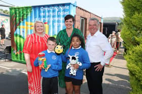 (Back, L-R) Julie McCullough, Family Support Officer, Harmony Primary School; Principal Elaine
Johnston; and Paul Connan, franchisee, McDonald’s Ballygomartin
(Front, L-R) Ben McWilliams and Mia Ogah-Sterritt, pupils at Harmony Primary School
