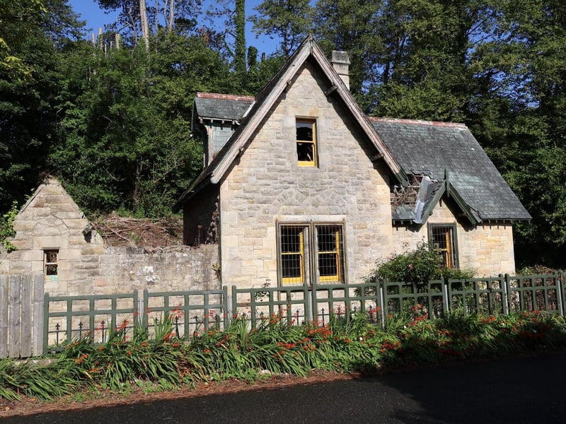 'Cairndhu Gate Lodge', 186 Coast Road, Ballygalley, Larne, BT40 2QG
