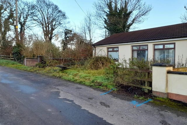 96 Navan Fort Road,
Killylea Road, Armagh, BT60 4PR

3 Bed Bungalow

Guide price £49,000