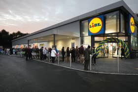Shoppers and fans came out in their droves to visit the new Omagh Lidl store for their chance to meet the country stars who were on hand to entertain crowds and welcome the first customers through the doors