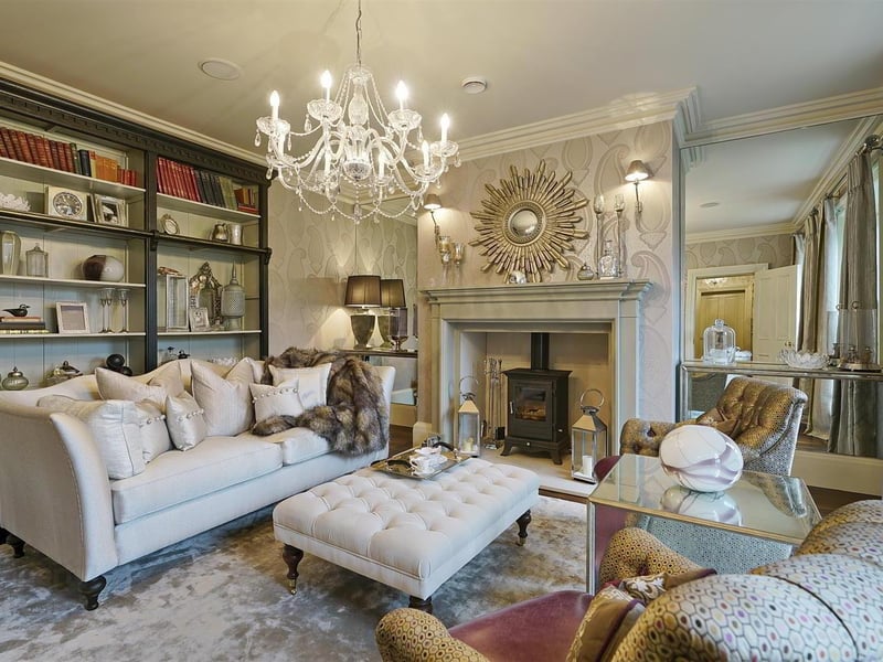 'Cherryfields', 22 Cherryburn Road,
Templepatrick, BT39 0JD

5 Bed Detached House

Offers over £1,250,000