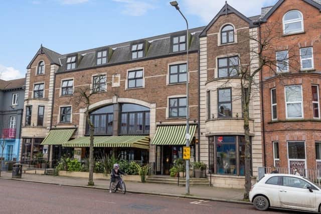 House Belfast, a 31-room hotel renowned for its stylish accommodations, vibrant restaurant, and lively bar and event space, has been acquired by Havana Trading No.3 Ltd