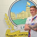 Linfield have completed the signing of Scottish striker John Robertson on a two-year deal