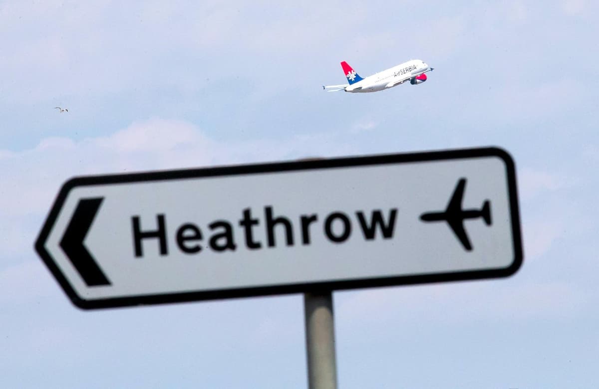 Lord Empey: The Northern Ireland-Heathrow air route needs government support