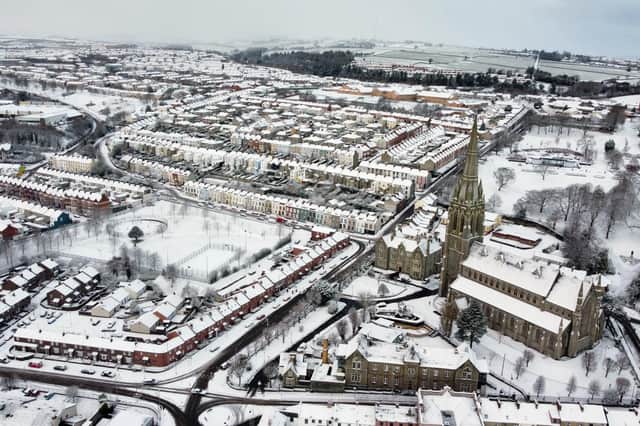 Snowfall in Londonderry on the morning of 18 January 2024. Photo: Lorcan Doherty /PressEye