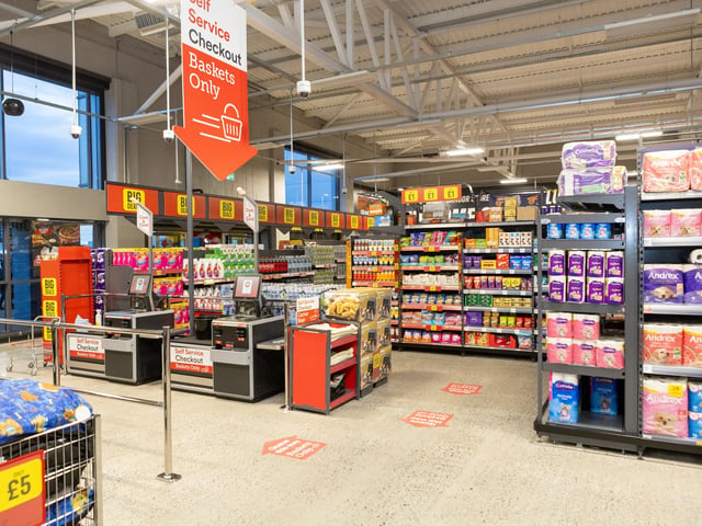 The doors are officially open at The Food Warehouse’s brand-new Bangor store at Bloomfield Retail Park, with shoppers now able to explore the new store and its opening-week deals