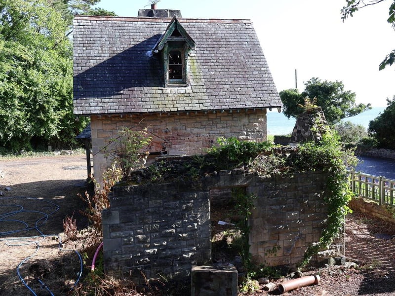 'Cairndhu Gate Lodge', 186 Coast Road, Ballygalley, Larne, BT40 2QG