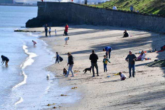 Northern Ireland basks in the Sunshine as temperatures this week are set to rise.