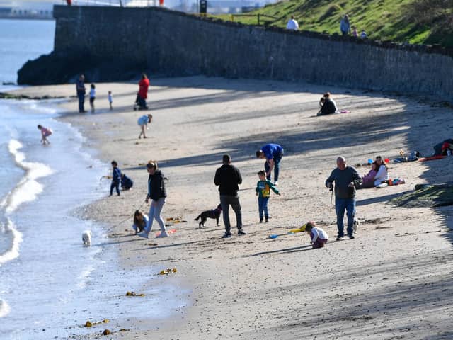 Northern Ireland basks in the Sunshine as temperatures this week are set to rise.
