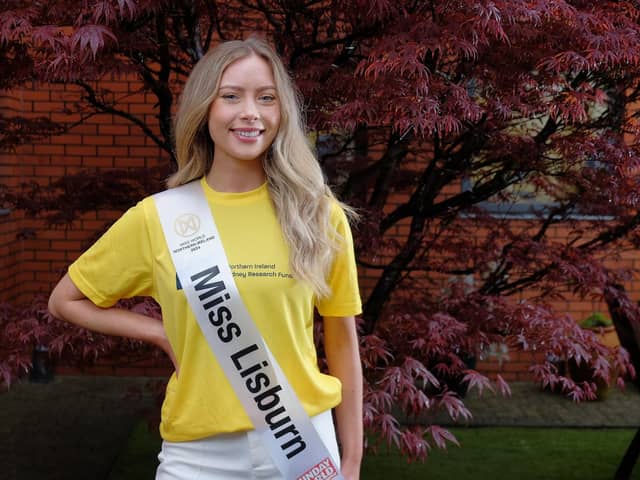 Miss N.Ireland finalist and renal nurse,  Hannah Johns, is taking part in Belfast Marathon to support Northern Ireland Kidney Research Fund.