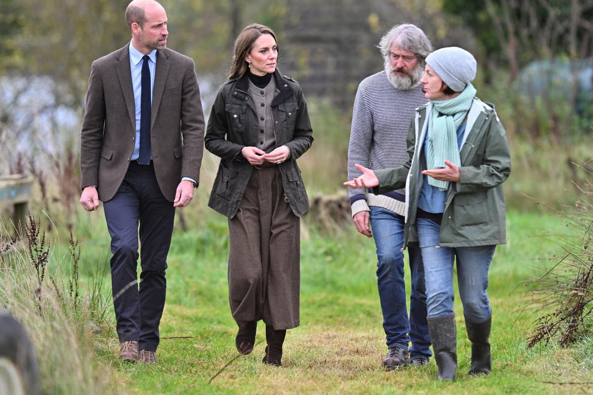 Princess Kate Farm Watch: Exclusive video as William and Kate visit Mallon Farm, a flax ...