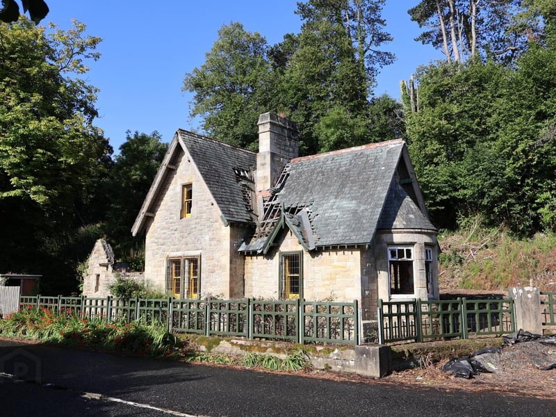 'Cairndhu Gate Lodge', 186 Coast Road, Ballygalley, Larne, BT40 2QG