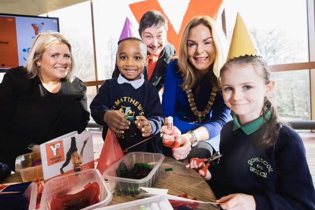 Getting creative Jeremy Anyogu from St Matthew’s Primary and Emma Parker from  Gaelscoil Na bhfal join Eibhlin de Barra, Director, Young at Art, Lord Mayor Tina Black and Gilly Campbell ACNI to kickstart the 2023 Belfast Children’s Festival which will run for 10 days from 3-12 March 2023. Booking online at www.youngatart.co.uk

