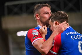 Matthew Fitzpatrick (left) and Joel Cooper grabbed the goals as Linfield defeated Crusaders with a convincing 2-0 win at Windsor Park. (Photo by Andrew McCarroll/Pacemaker Press)
