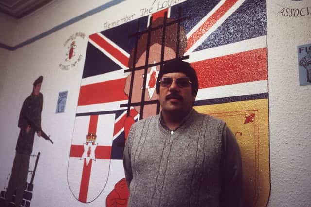 PACEMAKER BELFAST        APRIL 1986     MWUDA LEADER ANDY TYRIE PICTURED IN HIS OFFICE AT HEADQUARTERS GAWN ST EAST BELFAST.463/86/BW/C