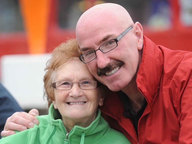 PACEMAKER, BELFAST, 3/8/2009:  May Dunlop, the mother of road racing legends Joey and Robert Dunlop, with Robert’s mechanic, Liam Beckett in Ballymoney  during 2009. 
PICTURE BY STEPHEN DAVISON.:-